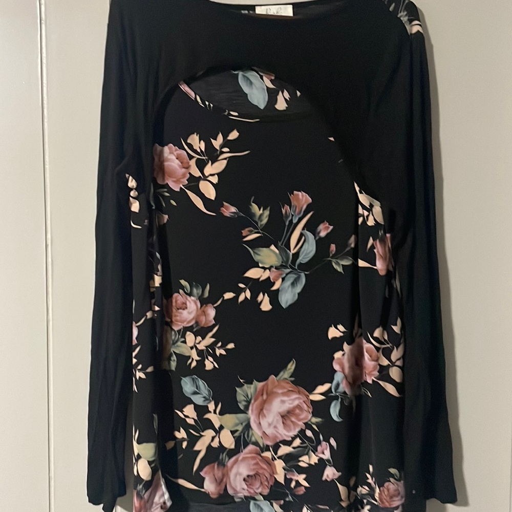Riah Fashion long sleeve shirt.